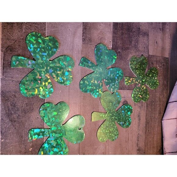 Saint Patrick's day banner pieces clover set shiny decor - Picture 1 of 5
